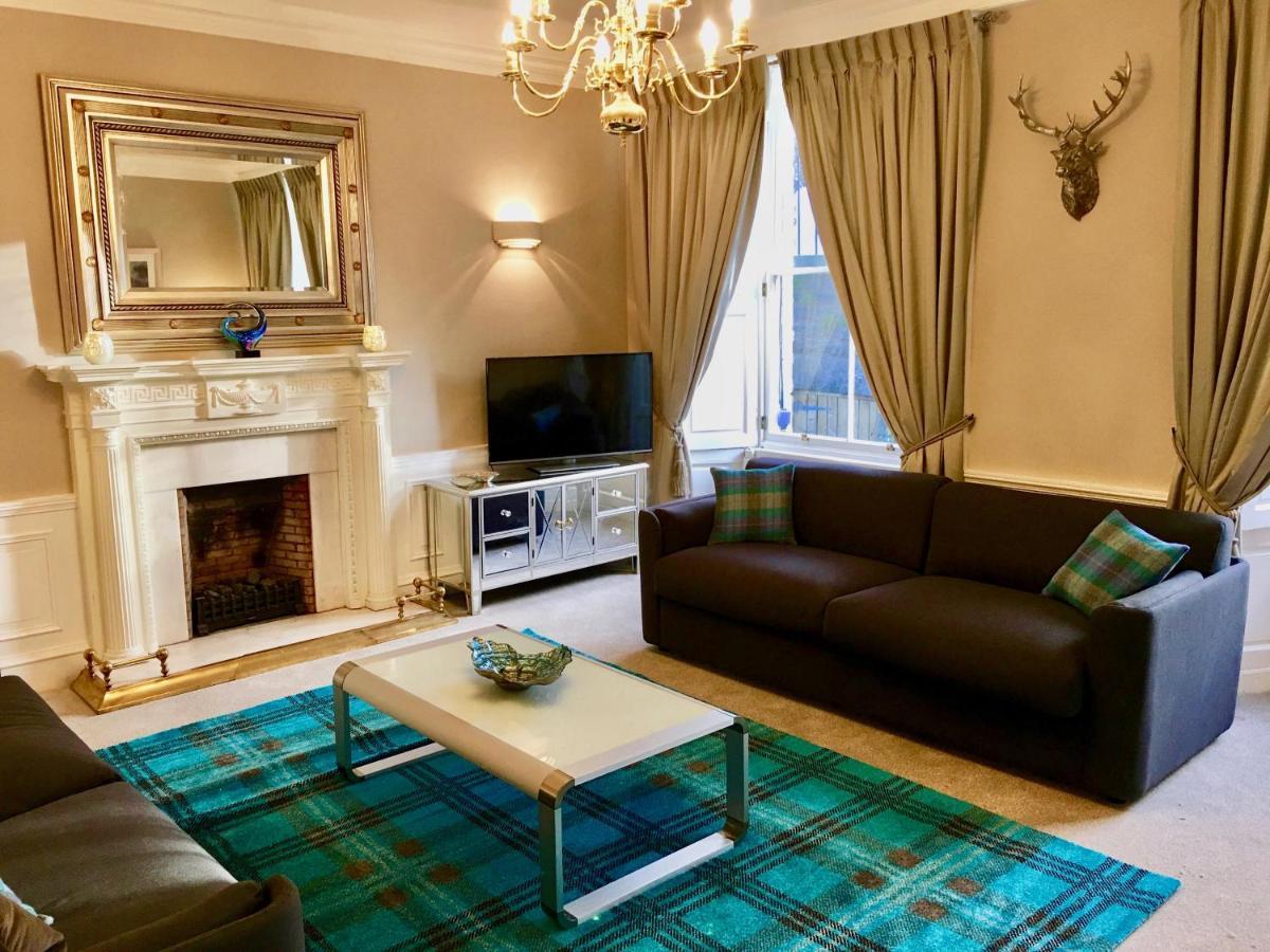 Escape To Edinburgh @ Abercromby Place ภายนอก รูปภาพ