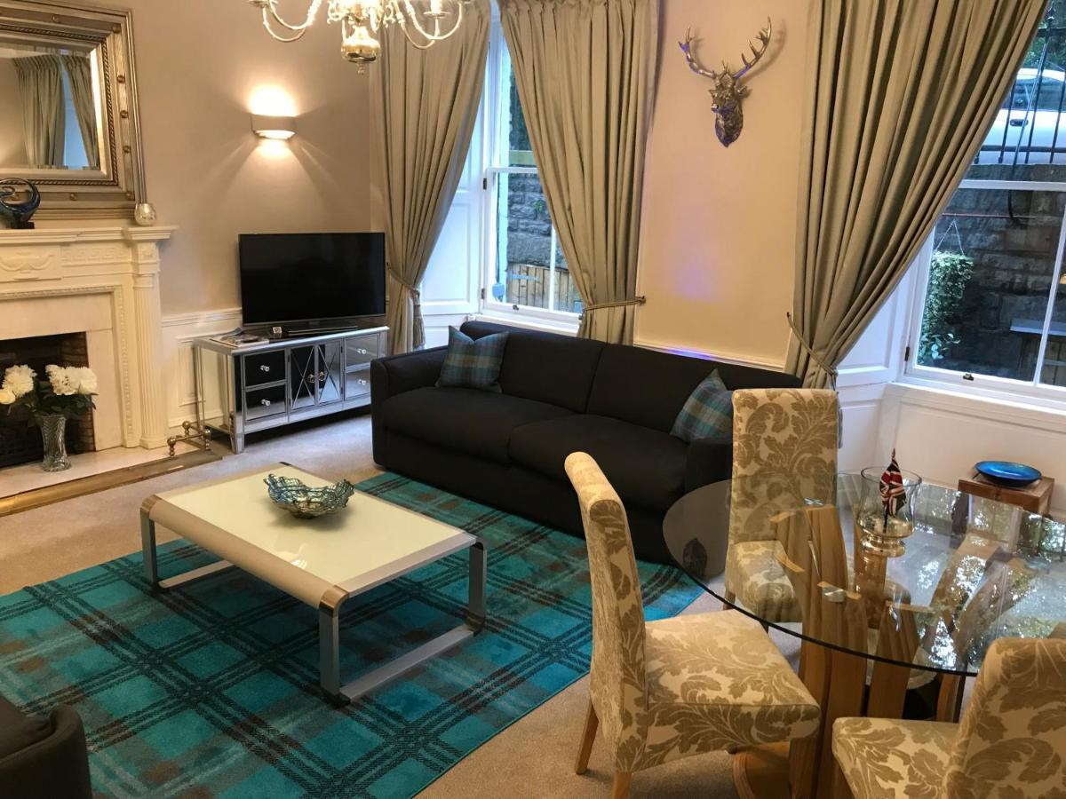 Escape To Edinburgh @ Abercromby Place ภายนอก รูปภาพ