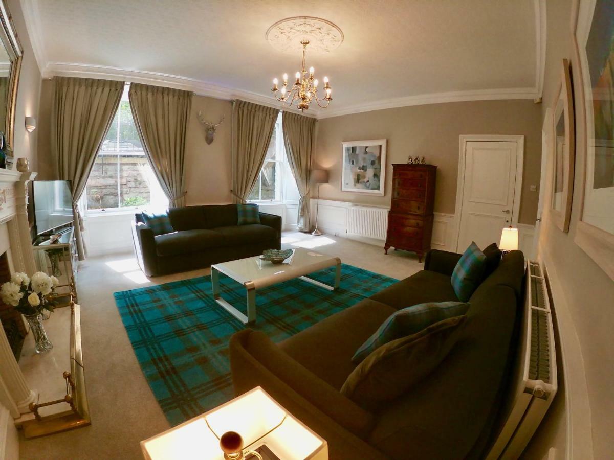 Escape To Edinburgh @ Abercromby Place ภายนอก รูปภาพ