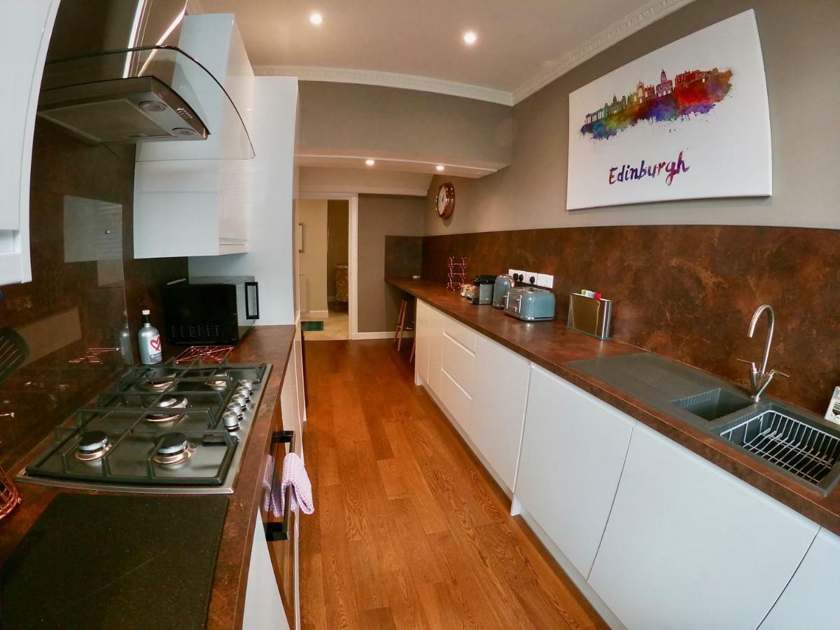 Escape To Edinburgh @ Abercromby Place ภายนอก รูปภาพ
