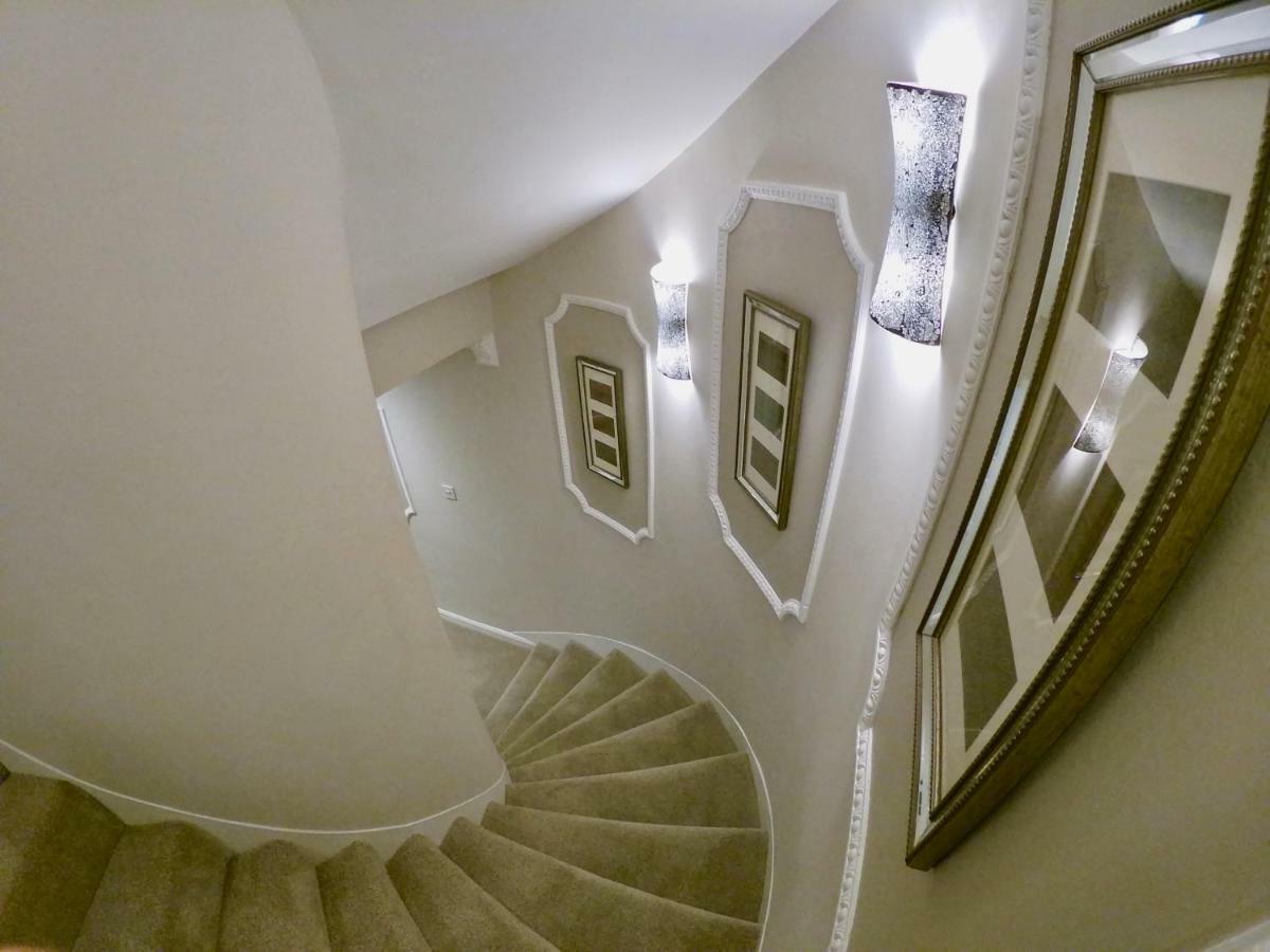 Escape To Edinburgh @ Abercromby Place ภายนอก รูปภาพ